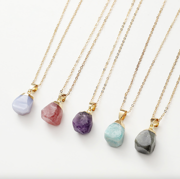 Polished Natural Healing Crystal Necklace – Elegant Gemstone Pendant for Inner Peace