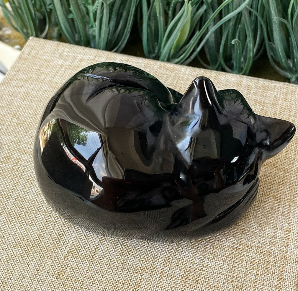 Natural Black Obsidian Sleeping Cat – Protective Healing Crystal Figurine