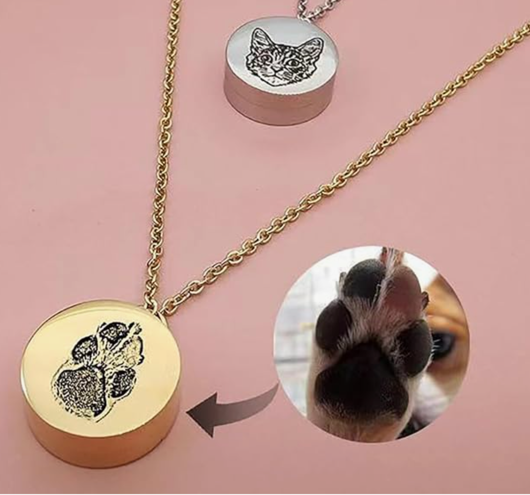 Engravable Memorial Ashes Pendant – Round Keepsake Necklace